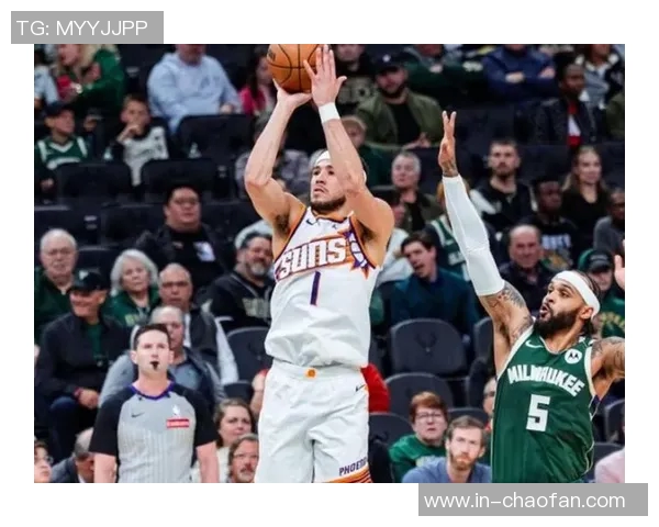 布克脚踝伤情一周后再评估奥特强调继续前行是比赛的真正意义 布克脚踝伤情一周后再评估奥特强调继续前行是比赛的真正意义